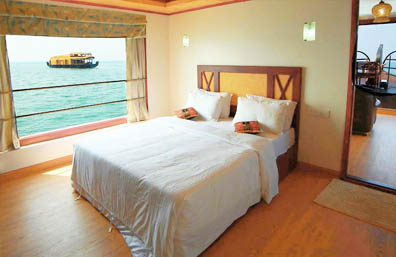 houseboats